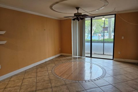 Copropriété à vendre à Lauderhill, Floride: 1 chambre, 77.39 m2 № 2146194 - photo 4