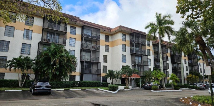 Condo à Lauderhill, Floride, 1 chambre № 2146194
