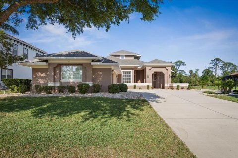 House in Palm Coast, Florida 4 bedrooms, 281.49 sq.m. № 1628608 - photo 2