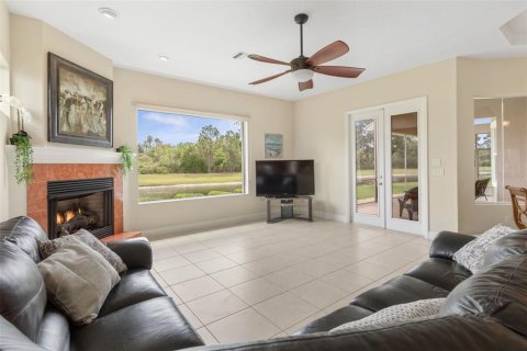 House in Palm Coast, Florida 4 bedrooms, 281.49 sq.m. № 1628608 - photo 15