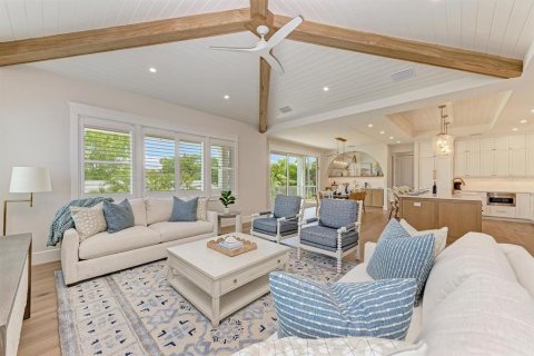 House in Holmes Beach, Florida 4 bedrooms, 248.51 sq.m. № 2108509 - photo 14