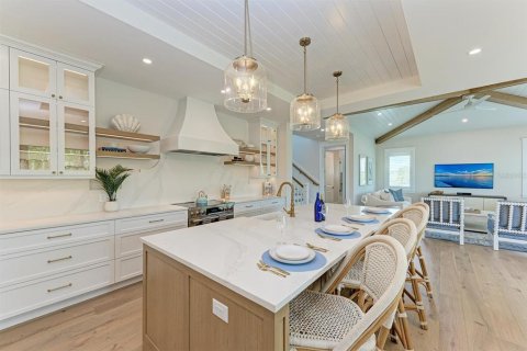 House in Holmes Beach, Florida 4 bedrooms, 248.51 sq.m. № 2108509 - photo 23