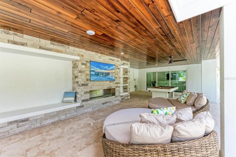 House in Holmes Beach, Florida 4 bedrooms, 248.51 sq.m. № 2108509 - photo 5