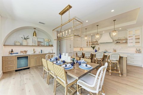 House in Holmes Beach, Florida 4 bedrooms, 248.51 sq.m. № 2108509 - photo 18