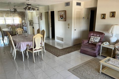 Condominio en venta en Hollywood, Florida, 2 dormitorios, 111.76 m2 № 2031761 - foto 6