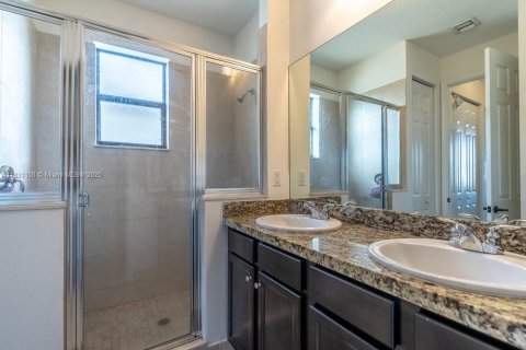 Villa ou maison à vendre à Ave Maria, Floride: 3 chambres, 178.74 m2 № 1963103 - photo 15