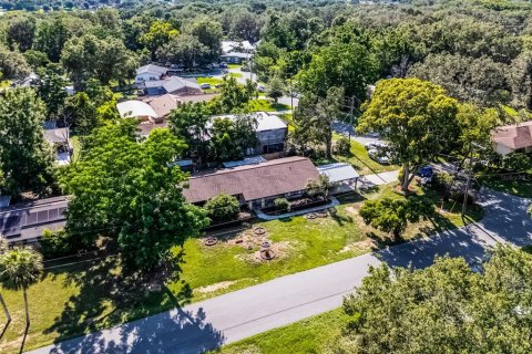 Casa en venta en Eustis, Florida, 4 dormitorios, 172.52 m2 № 1804695 - foto 30