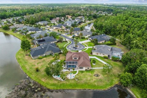 Casa en venta en Wesley Chapel, Florida, 6 dormitorios, 328.69 m2 № 1918405 - foto 5