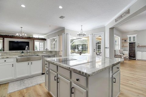 Casa en venta en Wesley Chapel, Florida, 6 dormitorios, 328.69 m2 № 1918405 - foto 10