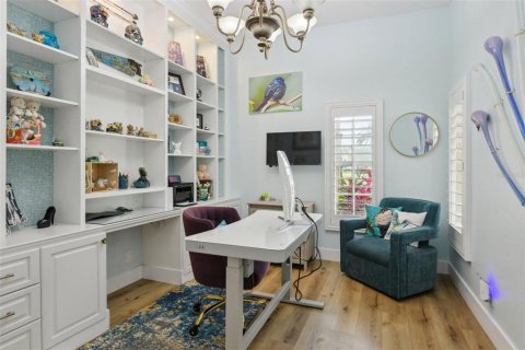 Casa en venta en Wesley Chapel, Florida, 6 dormitorios, 328.69 m2 № 1918405 - foto 18