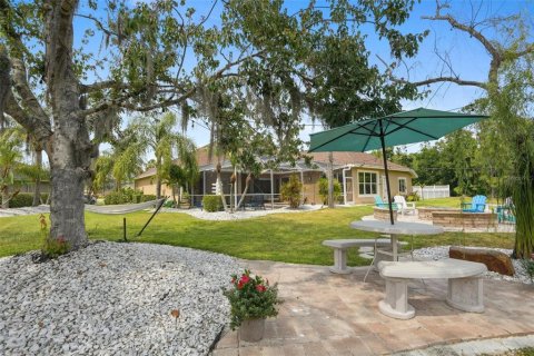 Casa en venta en Wesley Chapel, Florida, 6 dormitorios, 328.69 m2 № 1918405 - foto 13