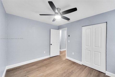 Casa en alquiler en Fort Lauderdale, Florida, 4 dormitorios, 139.17 m2 № 1921499 - foto 8