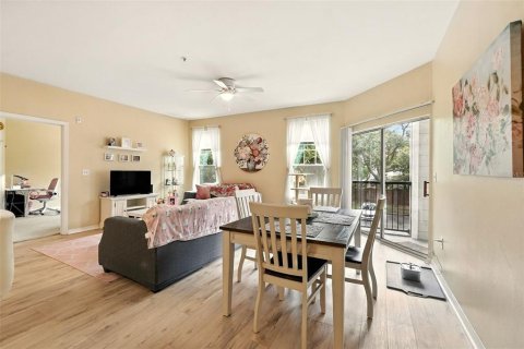 Condo in Ocoee, Florida, 2 bedrooms  № 1829451 - photo 9