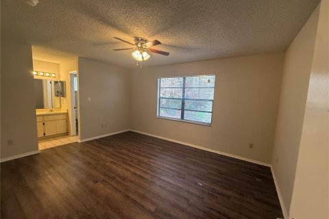 Villa ou maison à louer à Orlando, Floride: 3 chambres, 145.86 m2 № 2408353 - photo 10