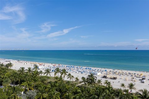 Condo à Miami Beach, Floride, 3 chambres № 2170656