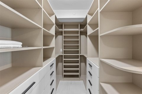 Copropriété à louer à Miami Beach, Floride: 3 chambres, 161.65 m2 № 2170656 - photo 18