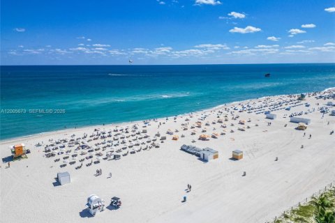 Copropriété à louer à Miami Beach, Floride: 3 chambres, 161.65 m2 № 2170656 - photo 22