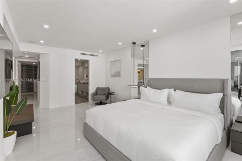 Copropriété à louer à Miami Beach, Floride: 3 chambres, 161.65 m2 № 2170656 - photo 16