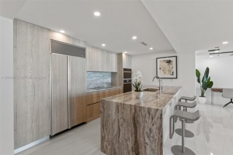 Copropriété à louer à Miami Beach, Floride: 3 chambres, 161.65 m2 № 2170656 - photo 5