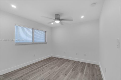 Condominio en alquiler en Miami Beach, Florida, 2 dormitorios, 65.22 m2 № 1788853 - foto 30