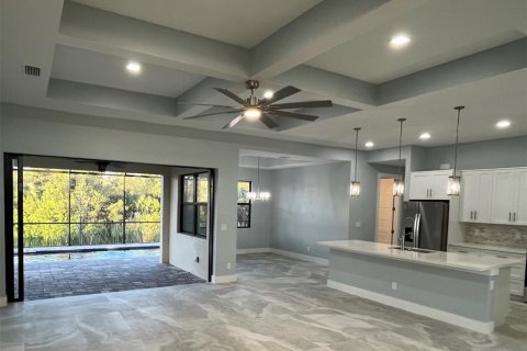 Villa ou maison à vendre à Port Charlotte, Floride: 3 chambres, 196.21 m2 № 2122963 - photo 5