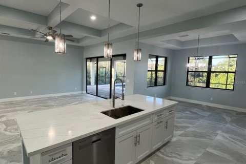 Villa ou maison à vendre à Port Charlotte, Floride: 3 chambres, 196.21 m2 № 2122963 - photo 4