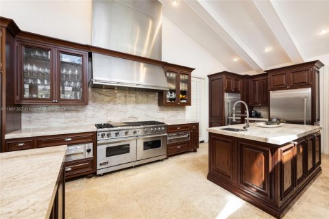Villa ou maison à louer à Palmetto Bay, Floride: 7 chambres, 880.81 m2 № 1944665 - photo 12