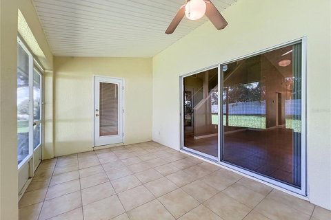 Villa ou maison à vendre à Groveland, Floride: 3 chambres, 153.38 m2 № 2416778 - photo 14