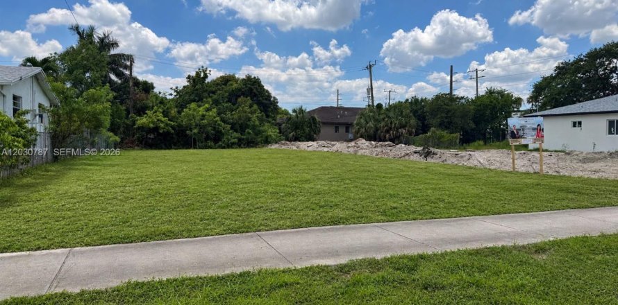Terreno en Fort Lauderdale, Florida № 2077769