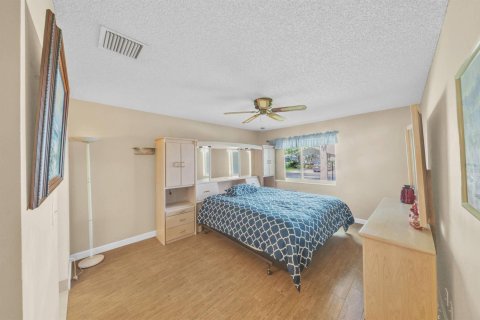 Condo in Boca Raton, Florida, 2 bedrooms № 2425160 - photo 4