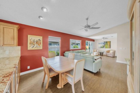 Condo in Boca Raton, Florida, 2 bedrooms № 2425160 - photo 13