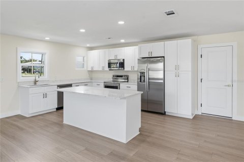 Casa en venta en Hudson, Florida, 2 dormitorios, 141.03 m2 № 2424013 - foto 2