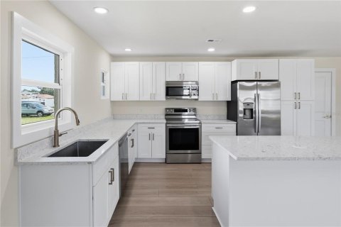 Casa en venta en Hudson, Florida, 2 dormitorios, 141.03 m2 № 2424013 - foto 4