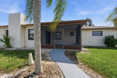 Casa en venta en Hudson, Florida, 2 dormitorios, 141.03 m2 № 2424013 - foto 22