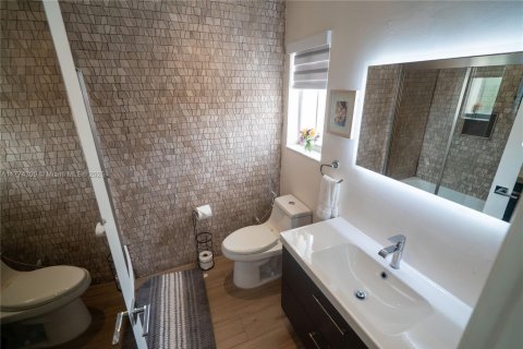 Touwnhouse à vendre à Miami, Floride: 3 chambres, 117.99 m2 № 1865163 - photo 18