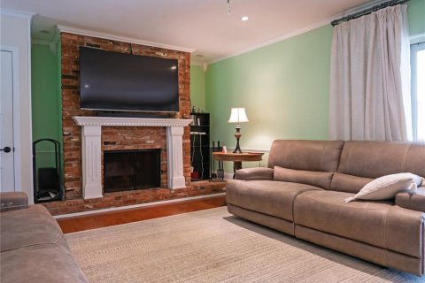 Casa en venta en Brandon, Florida, 4 dormitorios, 202.25 m2 № 2384131 - foto 7