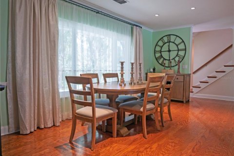 Casa en venta en Brandon, Florida, 4 dormitorios, 202.25 m2 № 2384131 - foto 8