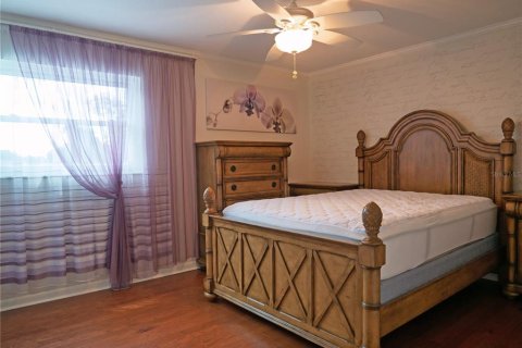 Casa en venta en Brandon, Florida, 4 dormitorios, 202.25 m2 № 2384131 - foto 21