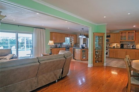 Casa en venta en Brandon, Florida, 4 dormitorios, 202.25 m2 № 2384131 - foto 3