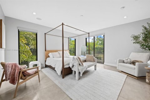 Casa en venta en Fort Lauderdale, Florida, 4 dormitorios, 267.47 m2 № 2016186 - foto 20