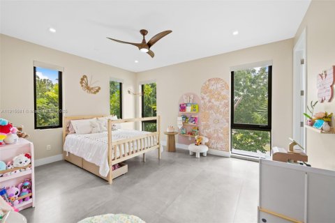 Casa en venta en Fort Lauderdale, Florida, 4 dormitorios, 267.47 m2 № 2016186 - foto 30