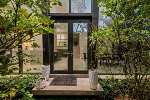 Casa en venta en Fort Lauderdale, Florida, 4 dormitorios, 267.47 m2 № 2016186 - foto 9