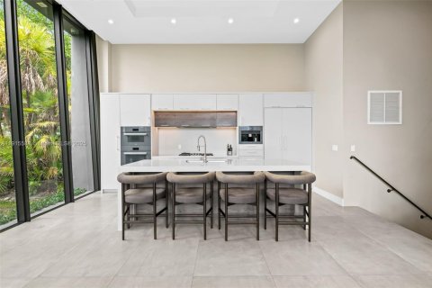 Casa en venta en Fort Lauderdale, Florida, 4 dormitorios, 267.47 m2 № 2016186 - foto 13