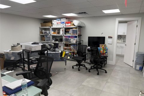 Immobilier commercial à vendre à Fort Lauderdale, Floride № 2268244 - photo 2