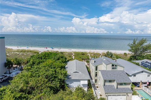 Casa en alquiler en Treasure Island, Florida, 3 dormitorios, 168.8 m2 № 1535055 - foto 14