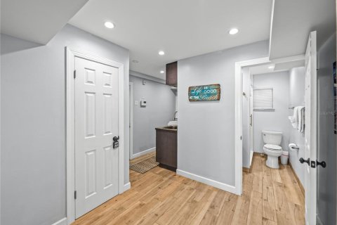 Casa en alquiler en Treasure Island, Florida, 3 dormitorios, 168.8 m2 № 1535055 - foto 18
