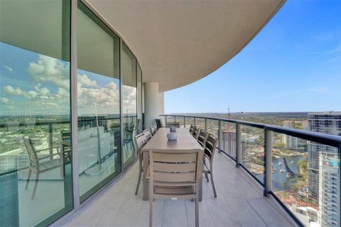 Купить кондоминиум в Форт-Лодердейл, Флорида 3 спальни, 246.93м2, № 1966868 - фото 13