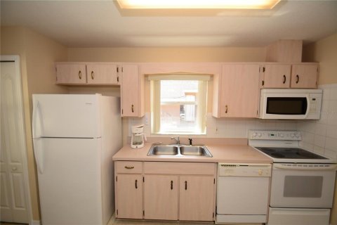 Снять в аренду квартиру в Палм-Кост, Флорида 2 спальни, 94.2м2, № 1801330 - фото 6