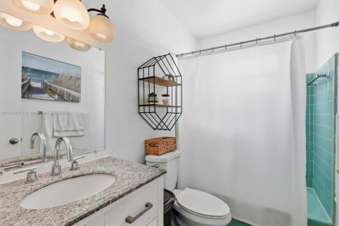 Villa ou maison à vendre à Miami, Floride: 3 chambres, 134.71 m2 № 1975867 - photo 17