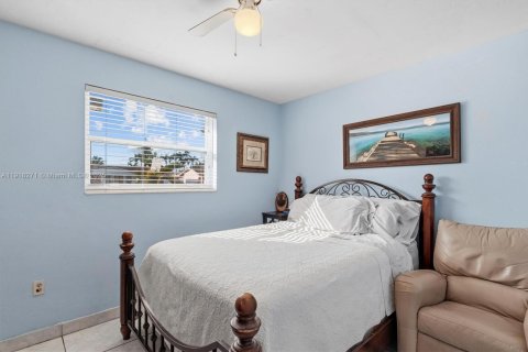 Villa ou maison à vendre à Miami, Floride: 3 chambres, 134.71 m2 № 1975867 - photo 21